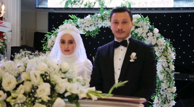 Kırıkkale ve siyasetçileri buluşturan düğün