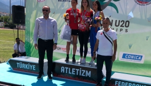 SPORCUMUZ PELİNSU ŞAHİNDEN ÇİFTE ŞAMPİYONLUK