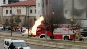 Otomobil alev topuna döndü