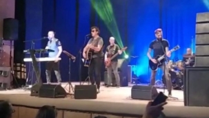 PARTİLER MÜZİK ÇALMIYOR, KÜLTÜR MERKEZİNDE KONSER VERİLİYOR