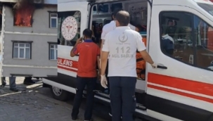 5 KATLI BİNADA YANGIN ÇIKTI