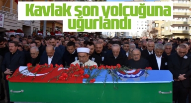 Kavlak Son yolculuğuna uğuurlandı