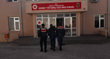 Kırıkkale'de uyuşturucu madde ticareti yapan firari yakalandı