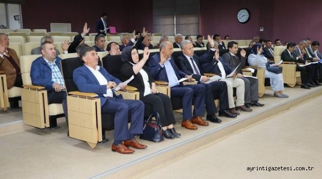 BELEDİYE MECLİSİNE 34 BAŞVURU