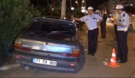 Otomobil, Aydınlatma Direğine Çarptı: 1 Yaralı