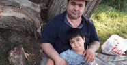 14 YAŞINDA ÖNCE BABASINI SONRA ANNESİNİ KAYBETTİ
