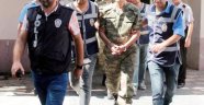 25 asker gözaltına alındı