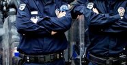 5 polis memurundan 1'i tutuklandı