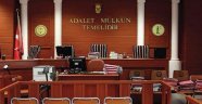 8 eski kamu görevlisi hakim karşısına çıktı