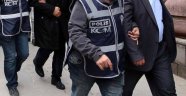8 Öğretmen Tutuklandı