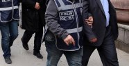 9 polis ile 3 asker gözaltına alındı
