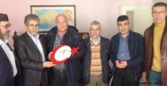 As Yıldırım Türk Bayraklı Saat Dağıttı