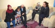 Akçay’dan sürpriz ev ziyareti
