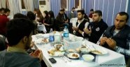 Göçmen öğrencilere birliktelik yemeği