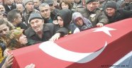 Ağlamam ben seni aslanlar gibi gönderdim