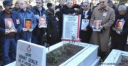 Komutanları ve Arkadaşları 22 Yıl Sonra Ölüm Yıl Dönümünü Unutmadı