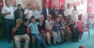 Fedakârlık örneği sergiliyor