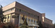 Meydan genişliyor