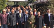 Referandum siyasetin üstünde