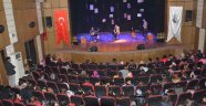 ABC’den şiir dinletisi