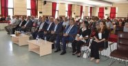 Bizler topluma örnek teşkil etmeliyiz