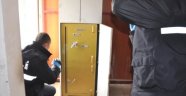 FETÖ okulunda gizli kasa