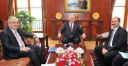Geleceğe yönelik adımlar atılmalı