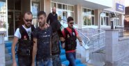 iki uyuşturucu satıcısı yakalandı