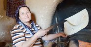 Kışlık Yufkalar Yapılıyor