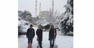 KOLAT KAR TEMİZLEDİ
