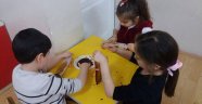 Kuşlar için yemlik yaptılar
