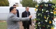 Mevsimlik çiçekler üretiliyor
