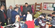 Misiad Öğrencilere Giysi Yardımı yaptı