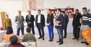 MÜSİAD’dan kırtasiye yardımı