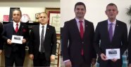ÖZEL VE TEZCAN CUMHURİYET İÇİN GELİYORLAR