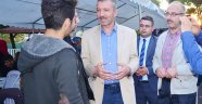 Öztürk, öğrenciler ile birlikte iftar yaptı