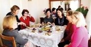 VİRÜSE YAKALANANLARIN YÜZDE 35'İ EV HANIMI