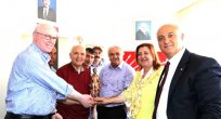 Yaşar, belediyeleri ziyaret etti