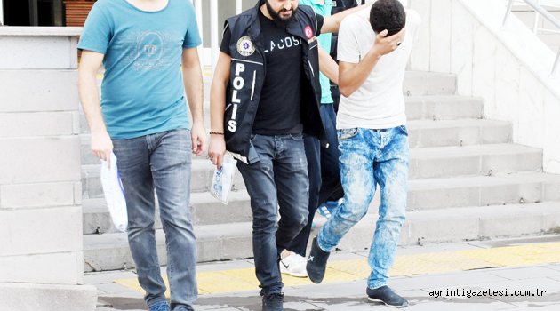 2 torbacı tutuklandı