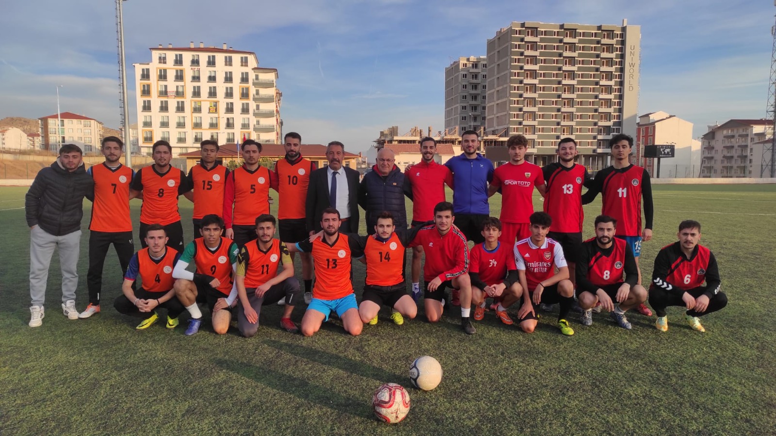 YURTLARDA BARINAN ÖĞRENCİLER, SPORA YOĞUN İLGİ GÖSTERİYOR