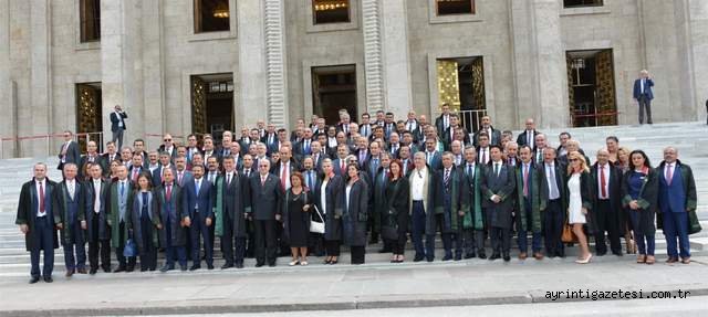 Anayasada nitelikleri tanımlanmış Türkiye cumhuriyeti ve ünite yapımızdır