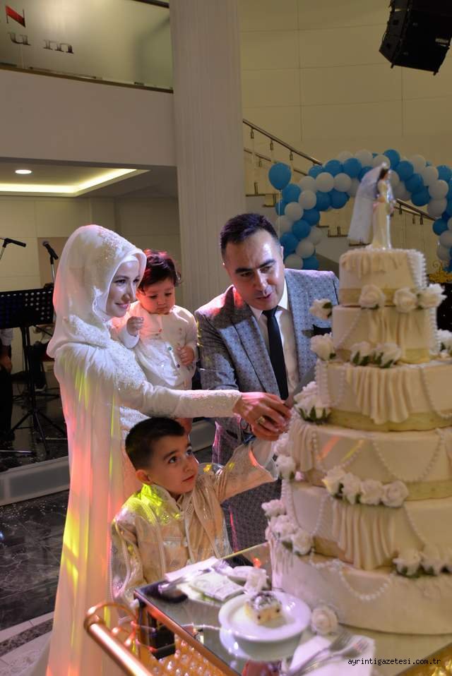 Bülenthan erkekliğe ilk adımını attı