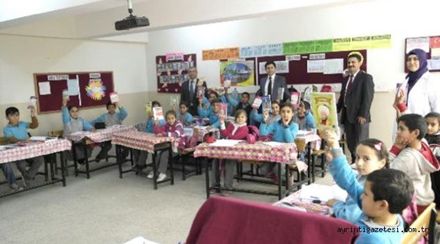 En çok kitap okuyan öğrenciler ödüllendirildi