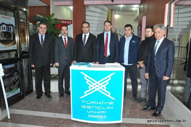 Gençlerimiz, çocuklarımız kitap okumayı sevmiyorlar