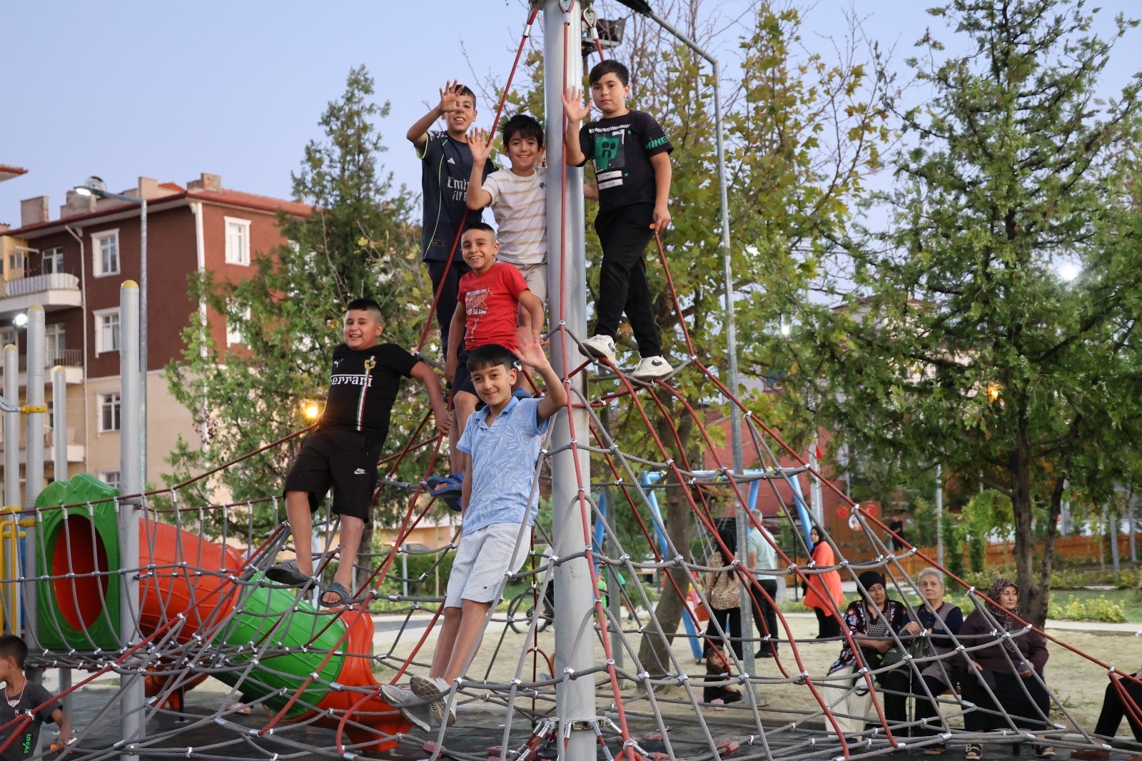 Kırıkkale’de İki Park Daha Hizmete Açıldı - 1