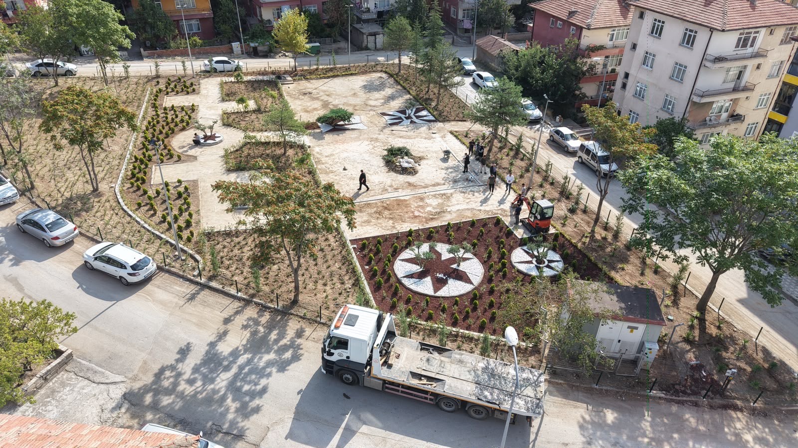 SEFER’DEN PARK ÇALIŞMALARINA YAKIN TAKİP - 2
