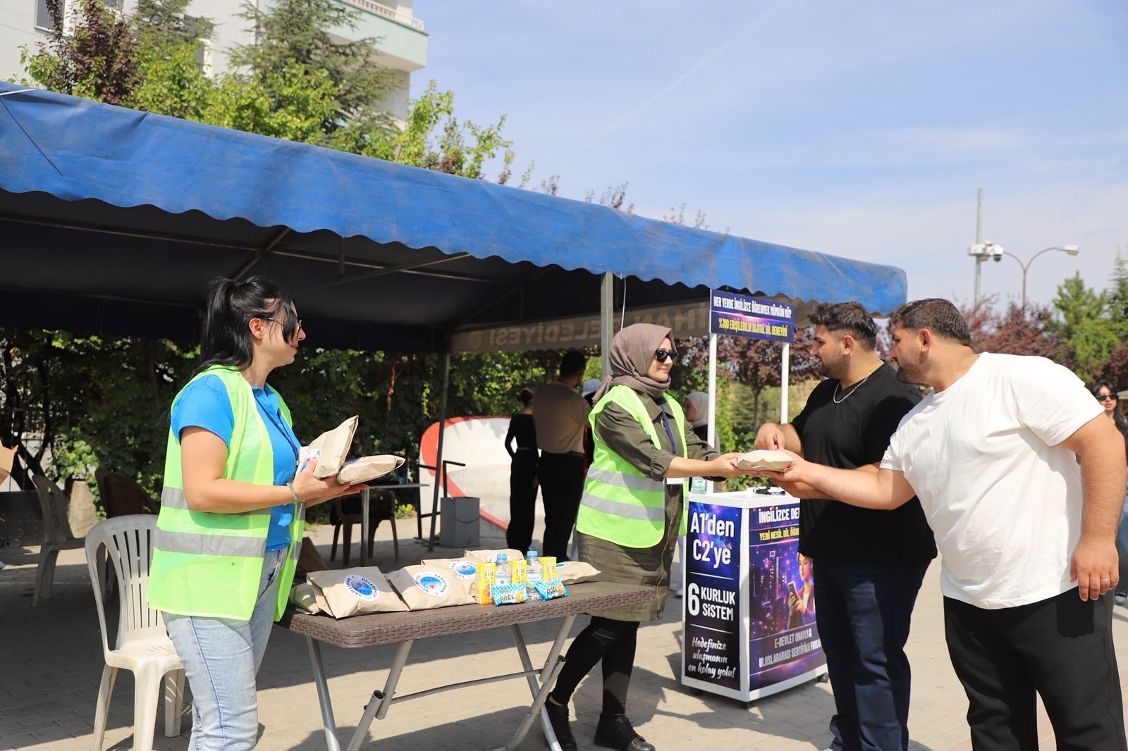 Yahşihan Belediyesi’nden üniversitelilere sıcak karşılama - 3
