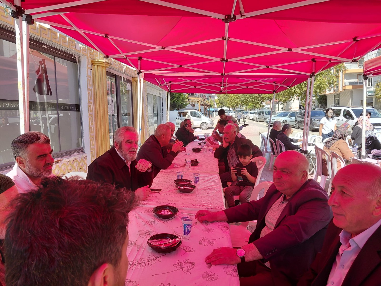 Kırıkkale'de Duygulandıran Hayır: Mahalle Sakinleri Aynı Sofrada Buluştu - 2