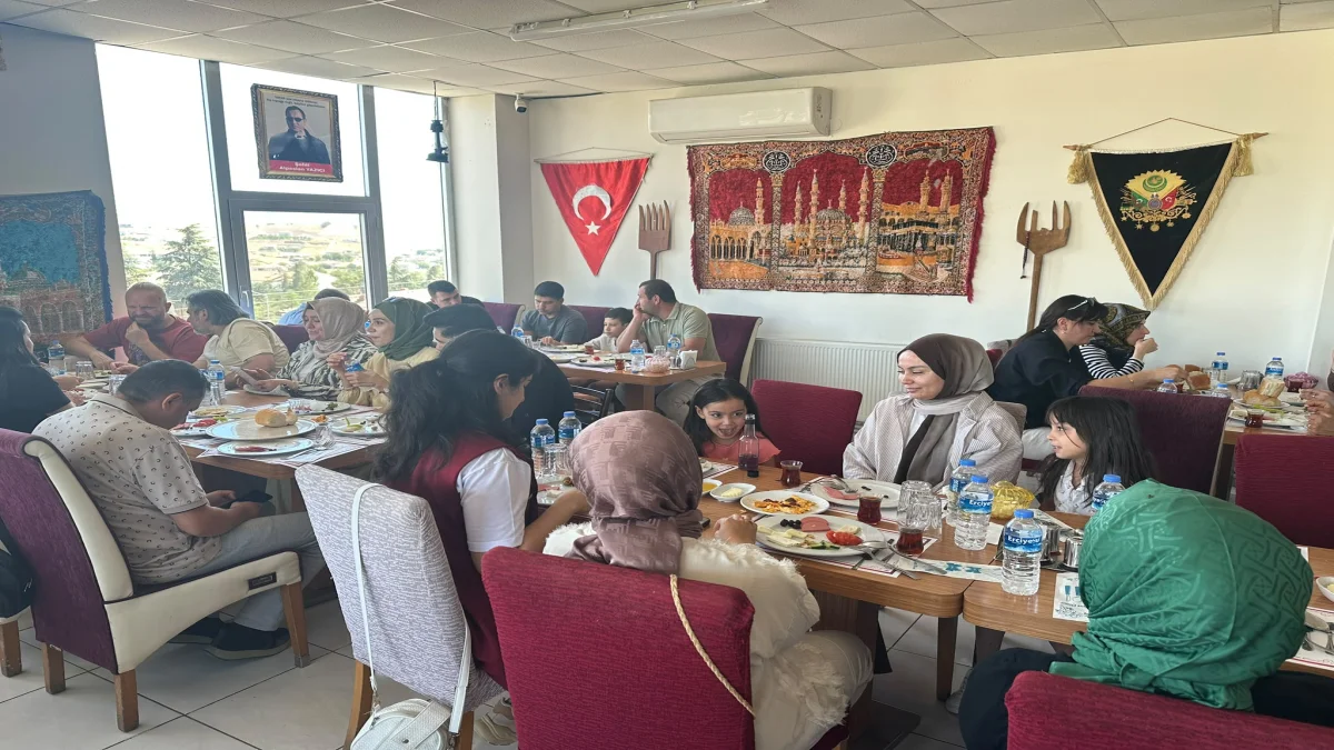 Karakeçili’nin Eğitim Ailesi Yeni Dönem Öncesi Aynı Sofrada Buluştu