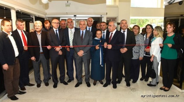 Keskinli sanatçılar eserleri Güvenpark Sanat Galerisi'nde
